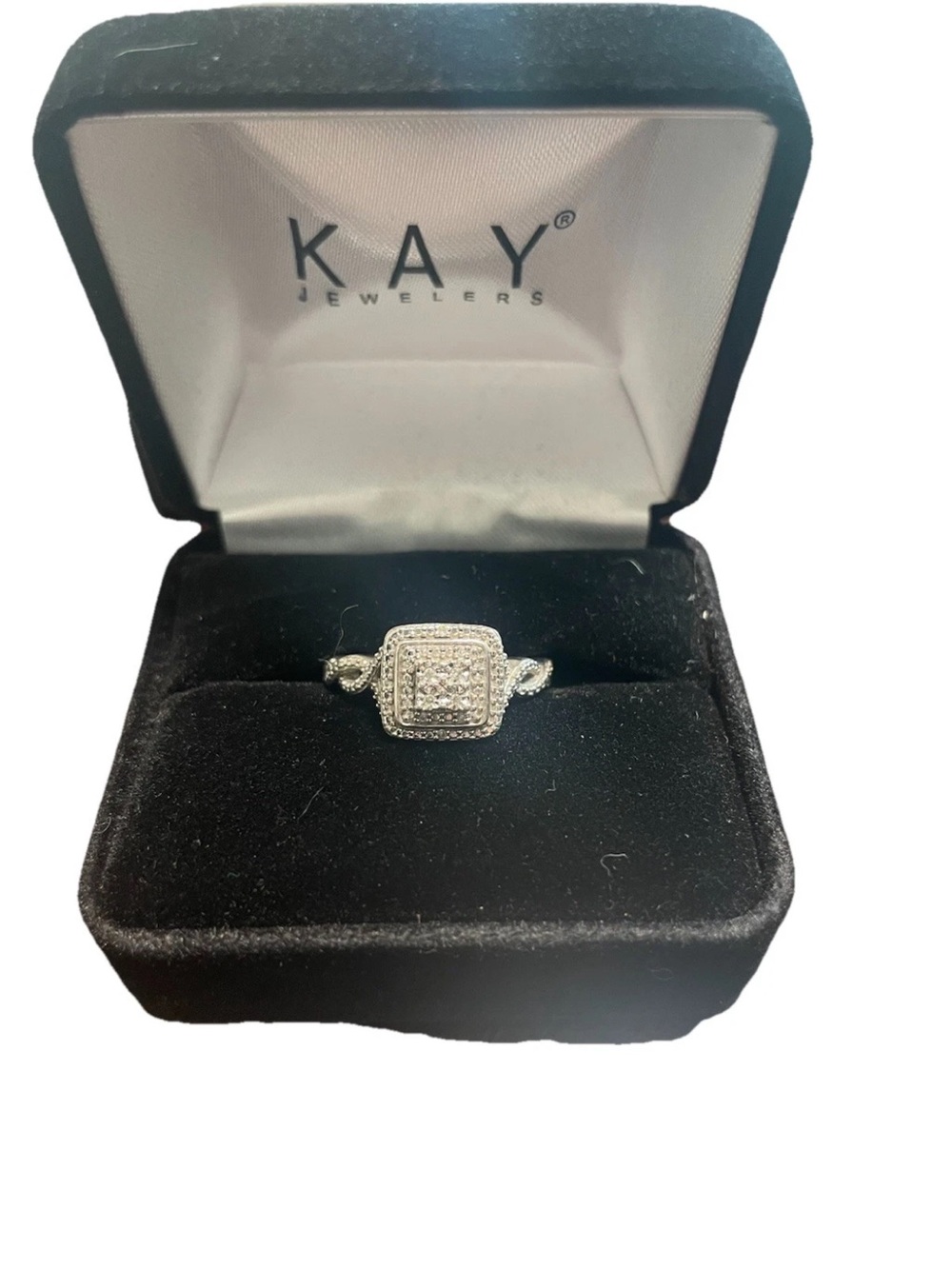 Kay jewelers Diamond Halo Engagent Ring White Size 7 - Silver 925